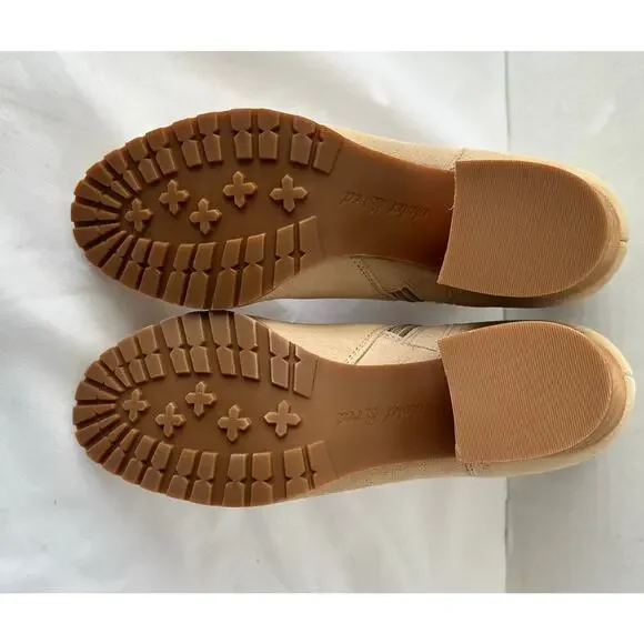 Violet & Red Loaded Knit Cuff Bootie Tan Size 9 NEW - Picture 6 of 6